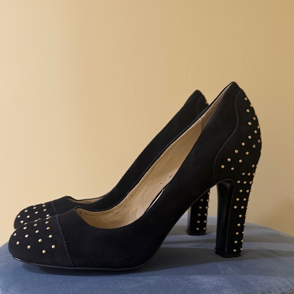 Anne Klein Black Suede Women’s 4” Heels Pumps with Gold Studs Size 7.5M